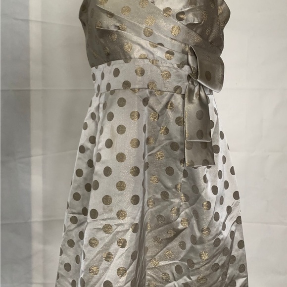 Beautiful ball dress new without tag. - Picture 4 of 5